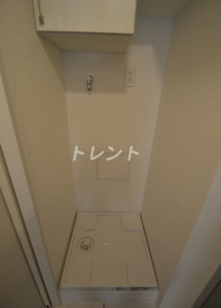 コンポジット早稲田-303
