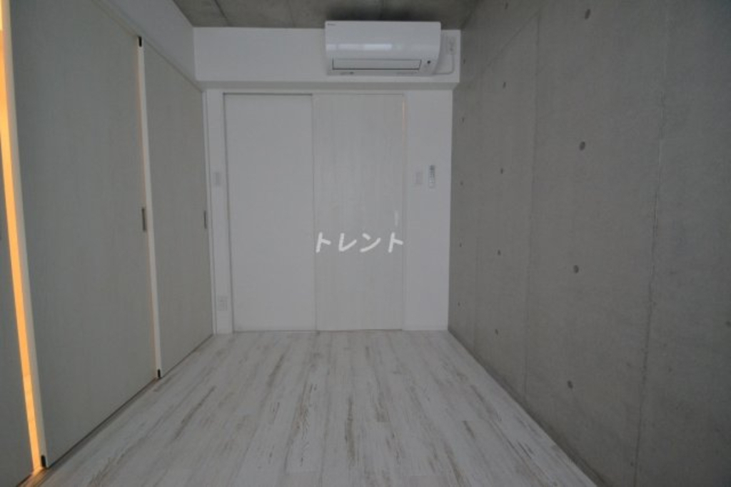 コンポジット早稲田-303