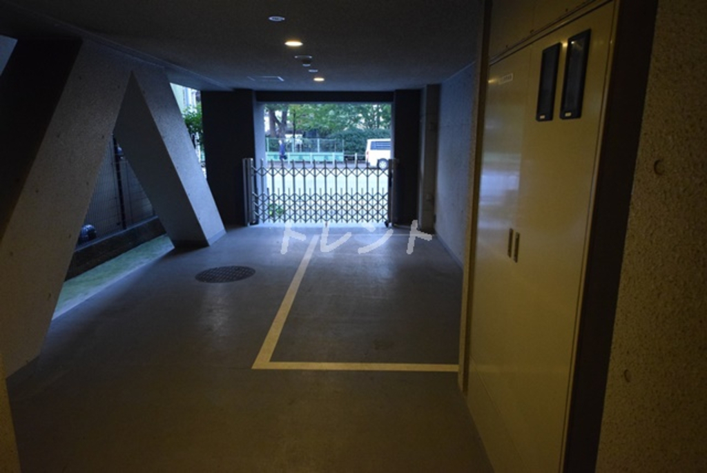 池之端加茂ビルD-702