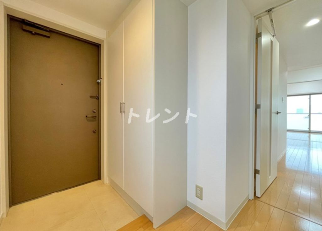 コンフォリア新宿御苑Ⅱ-701