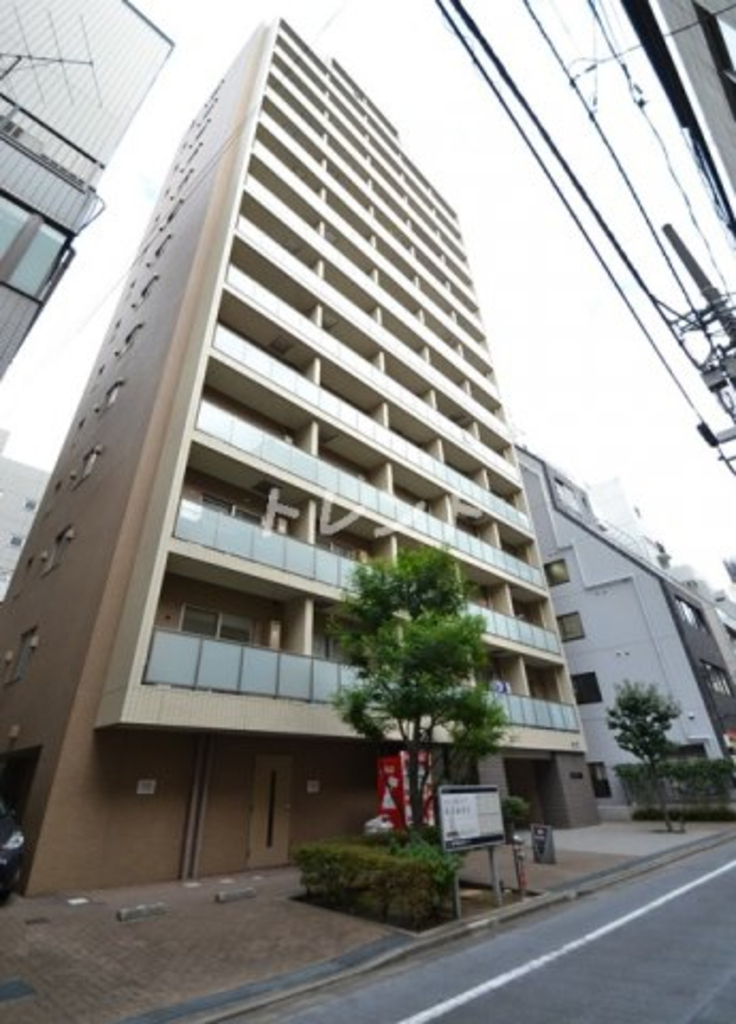 コンフォリア新宿御苑Ⅱ-701