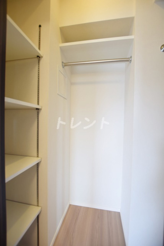 ルジェンテ千代田神保町-702