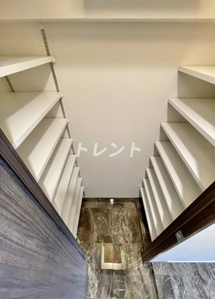 クレヴィア新宿若松町-209