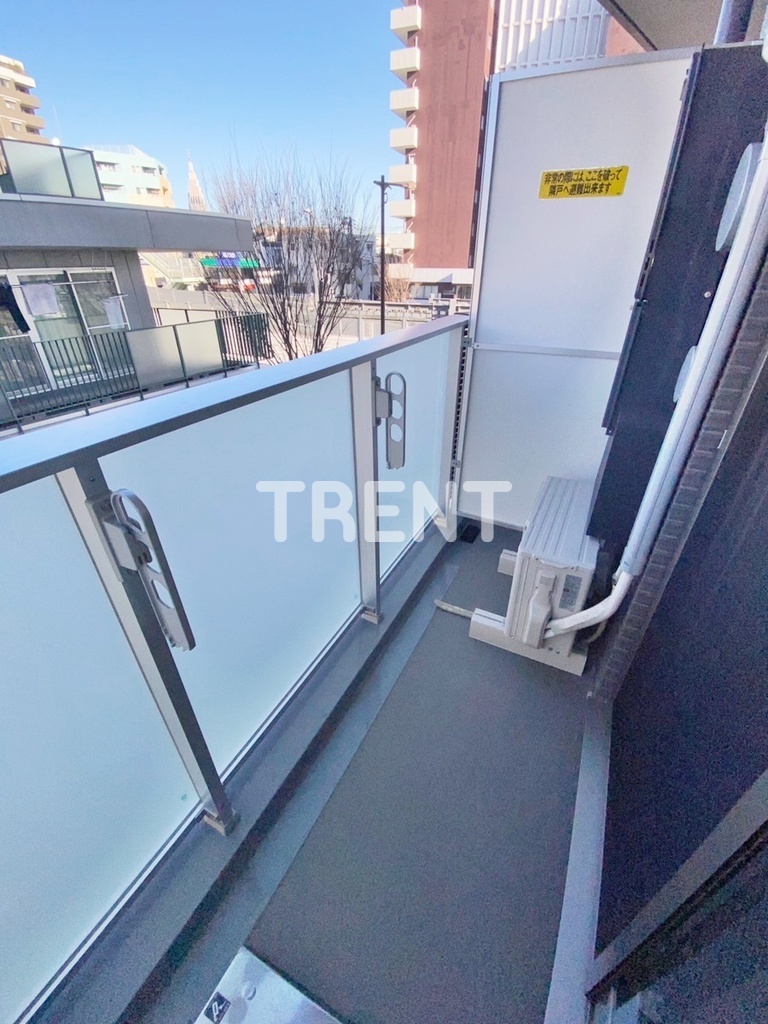 リヴシティ初台-303