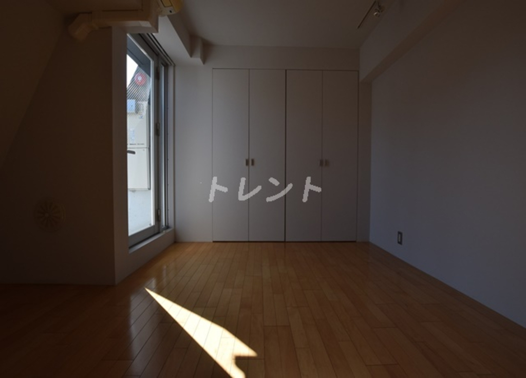 ヴィコロ【VICOLO】-403