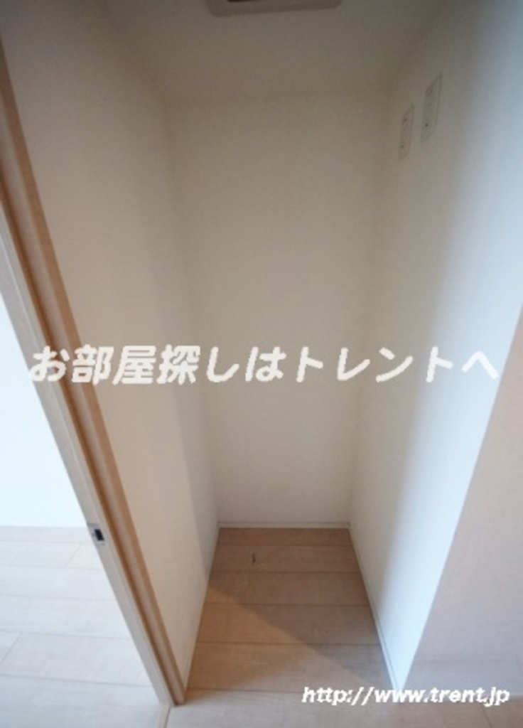 メゾンカルム本郷-305