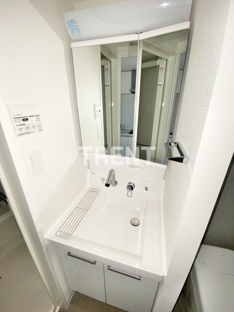 リヴシティ初台-603