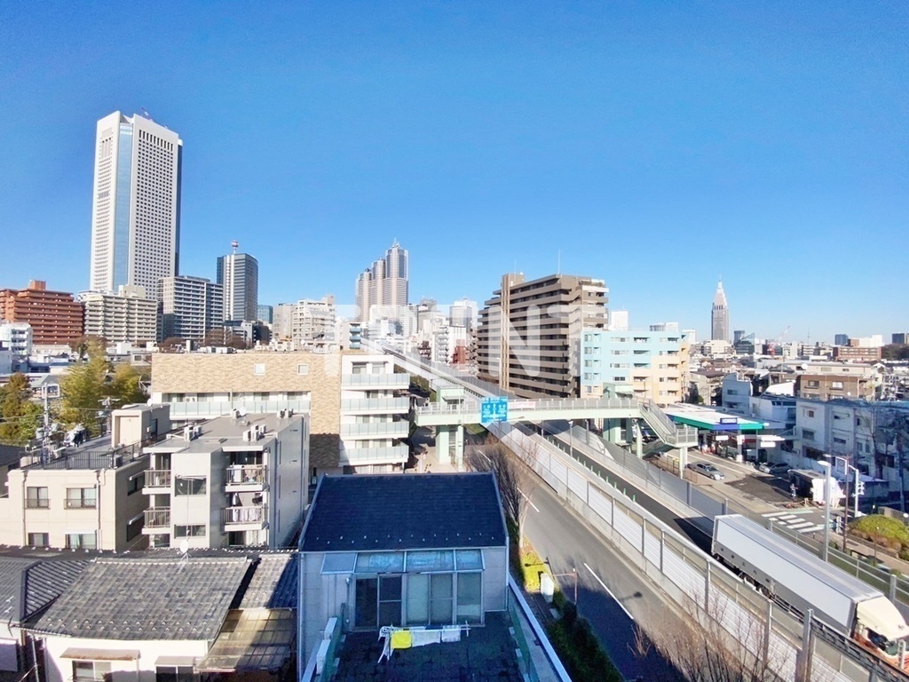 リヴシティ初台-603