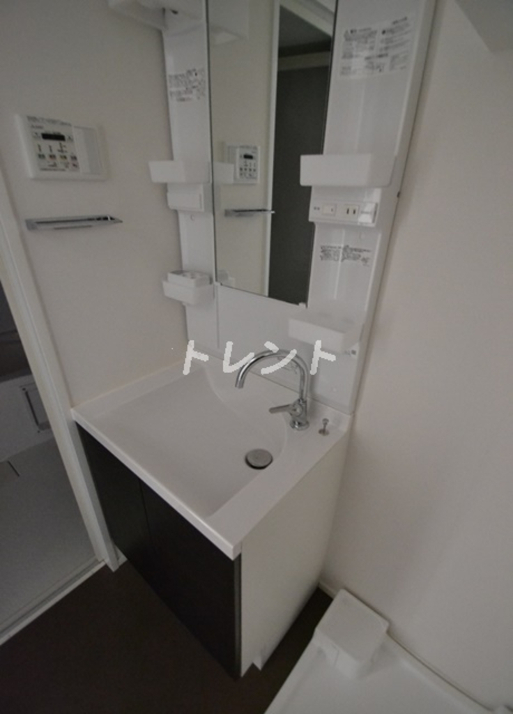 ハーモニーレジデンス新宿ザノース-207