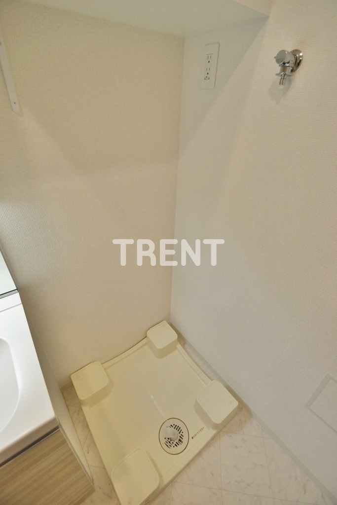 プルミエ市谷薬王寺-401