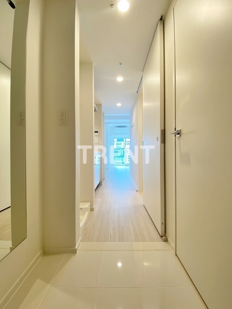 コンフォリア東新宿-811