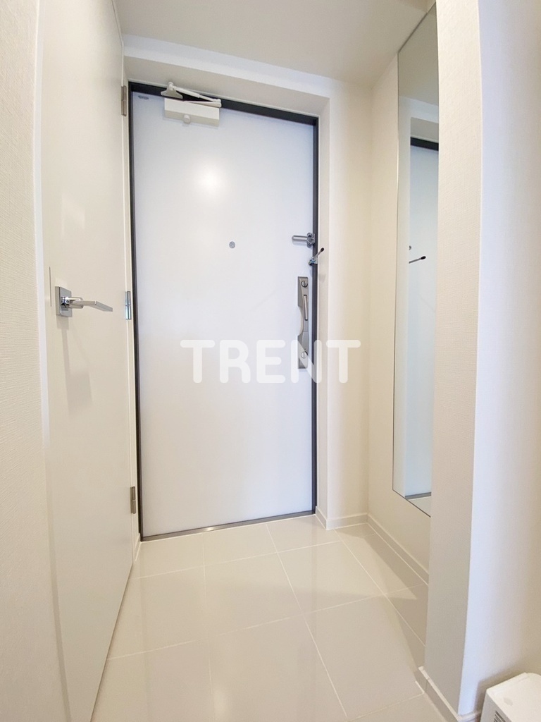 コンフォリア東新宿-811