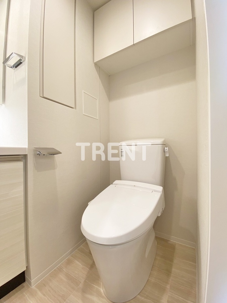 コンフォリア東新宿-811