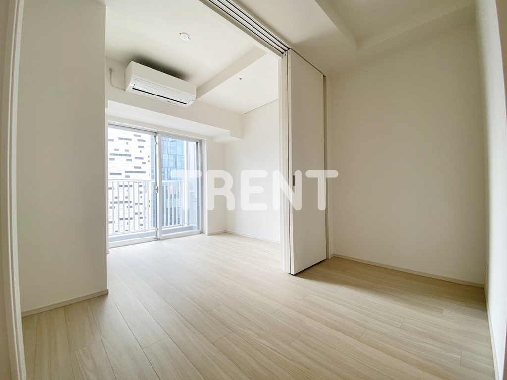 コンフォリア東新宿-811