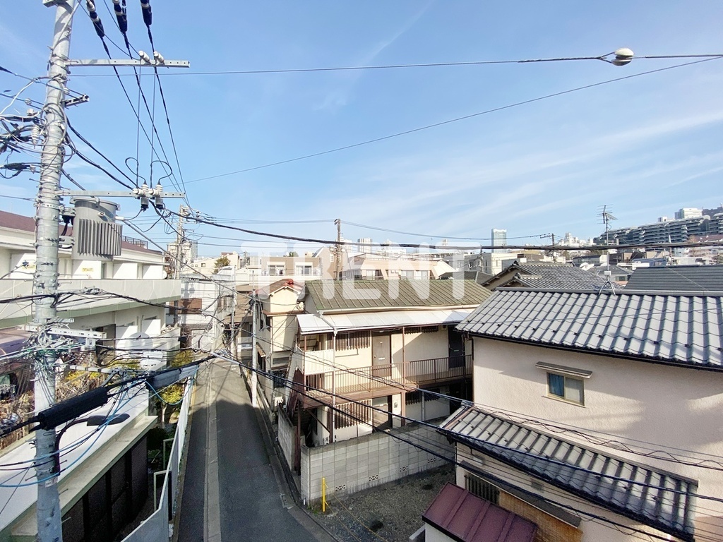 アイエーピー-303