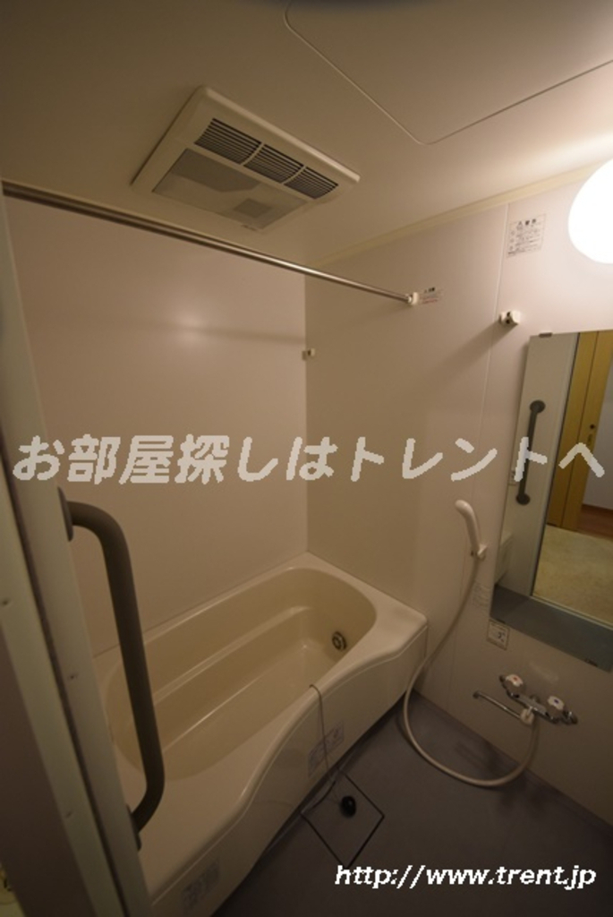 グリーンコート-202