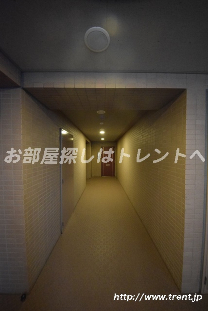 グリーンコート-202