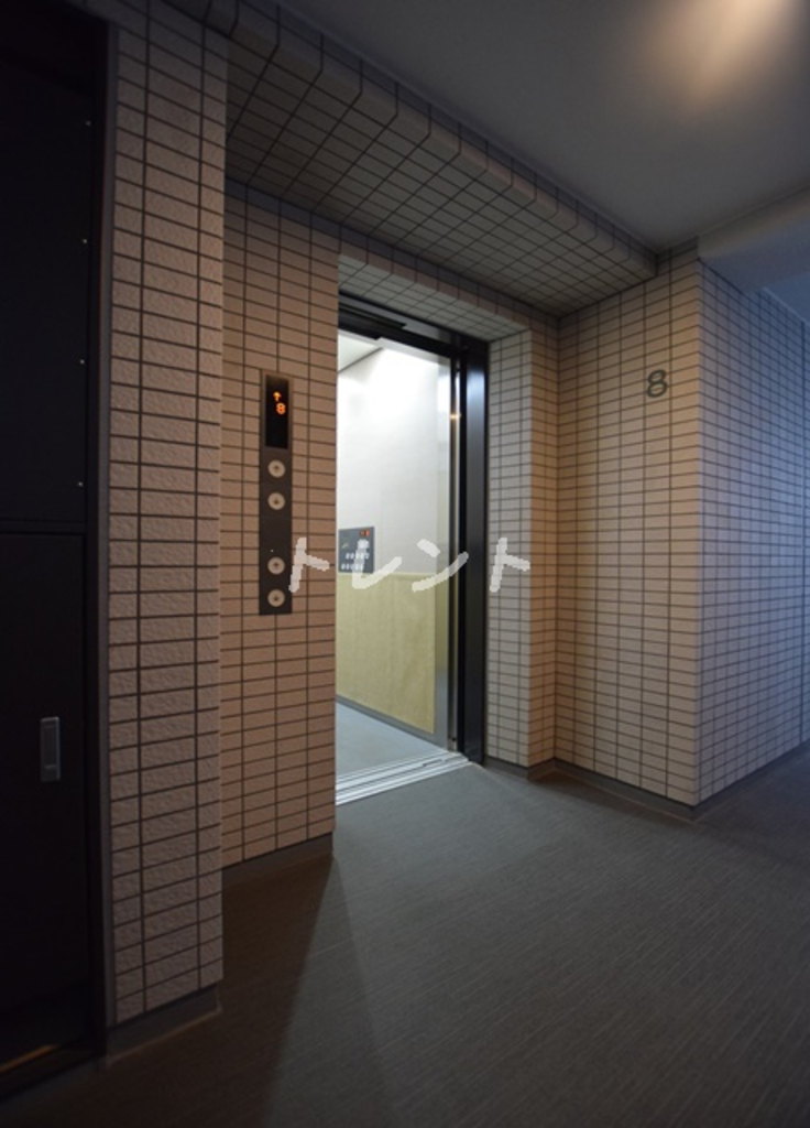 セレニティー神田-303