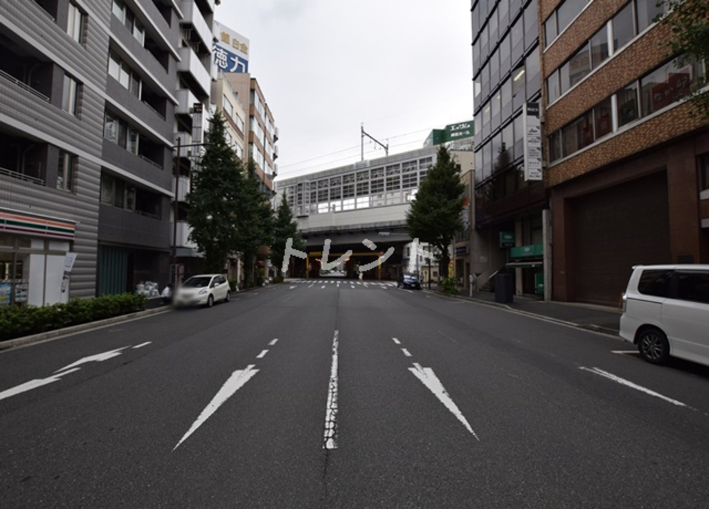 セレニティー神田-303