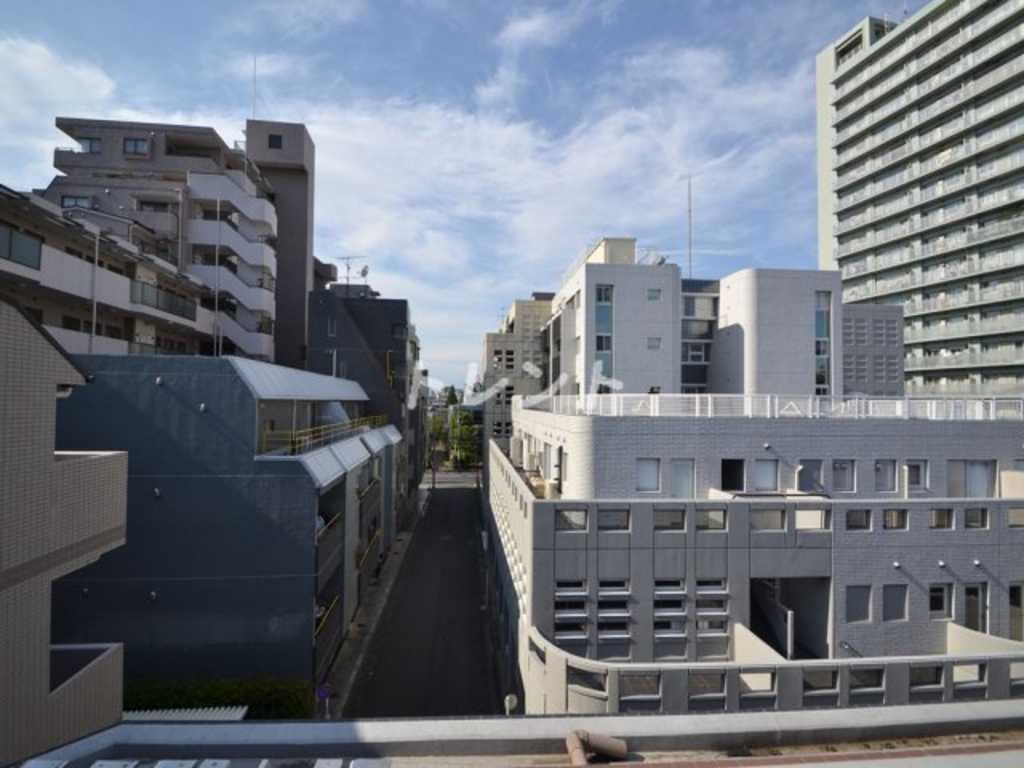 プレールドゥーク中野南台-302
