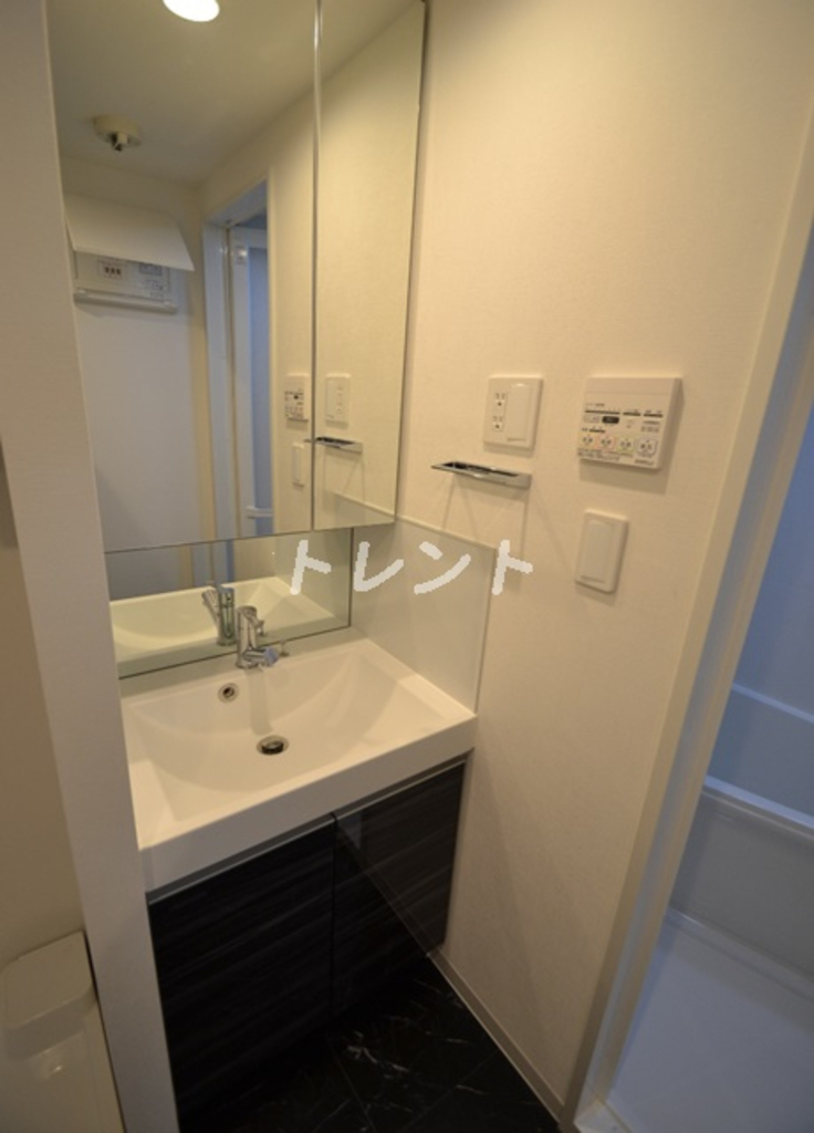 エスタート新宿-801