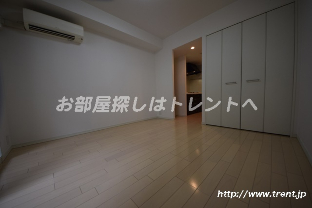 レジディア神田岩本町-303