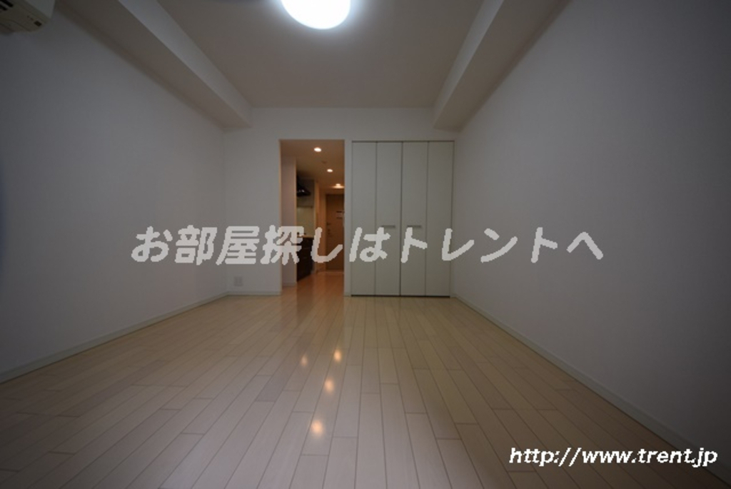 レジディア神田岩本町-303