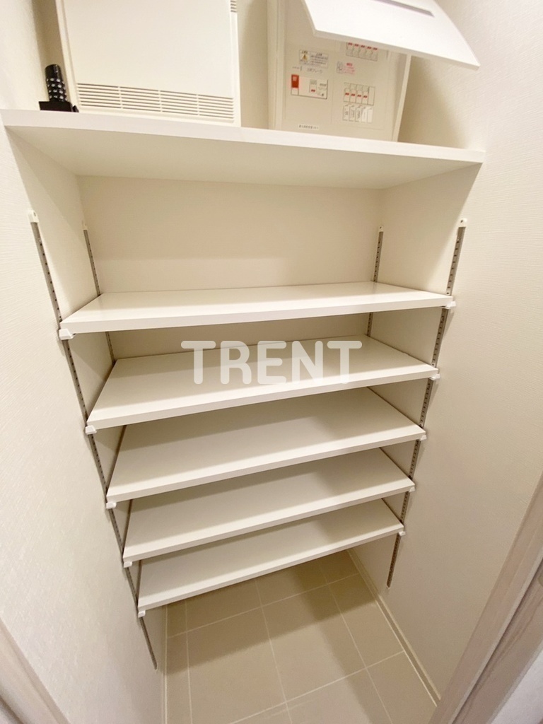 コンフォリア東新宿-913