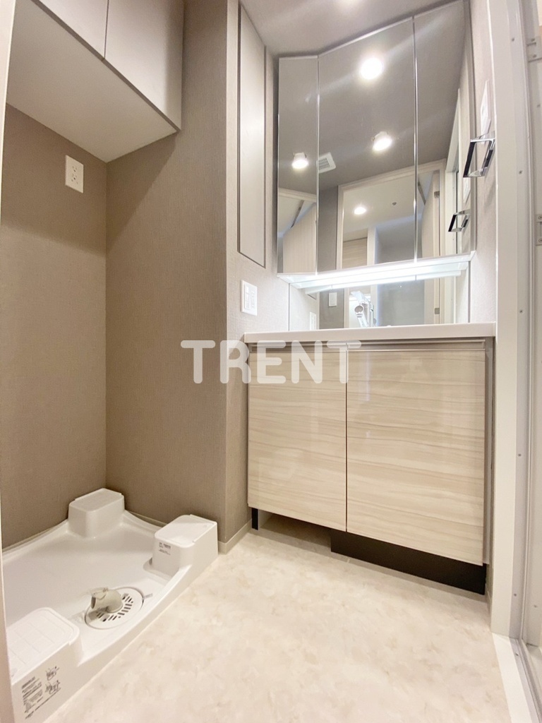 コンフォリア東新宿-913