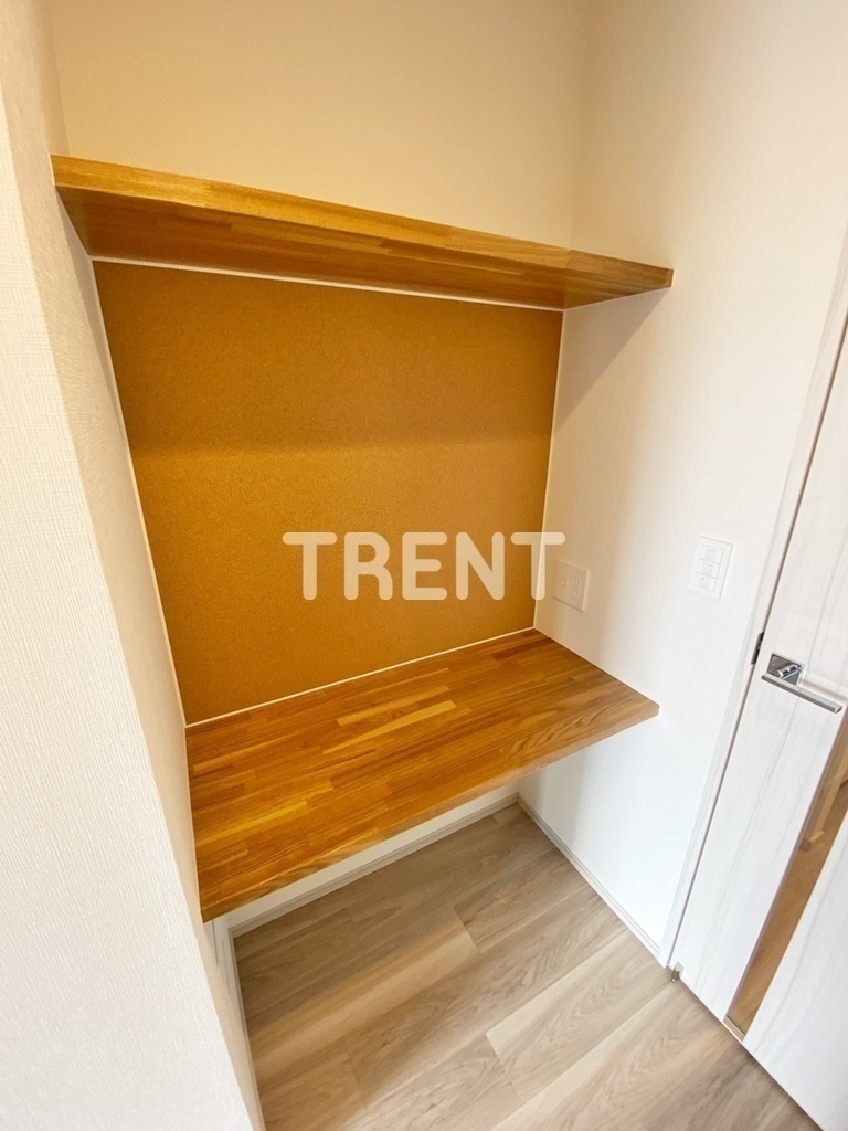 コンフォリア東新宿-913