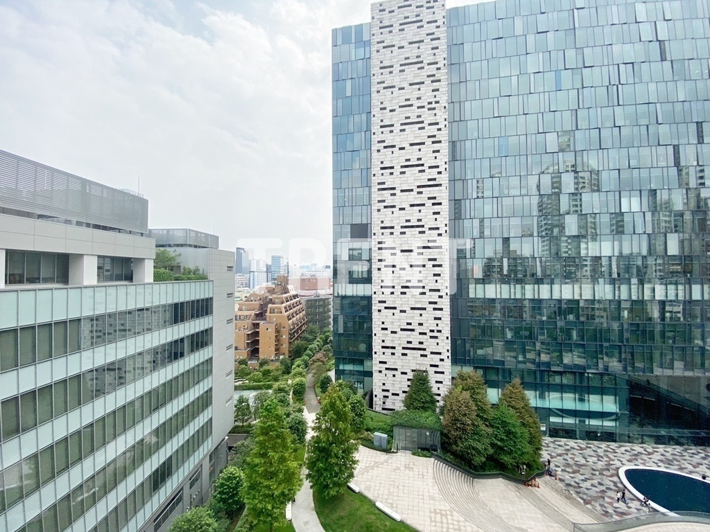 コンフォリア東新宿-913