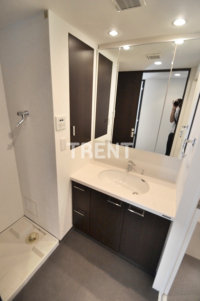 パークフラッツ市谷台町坂-205