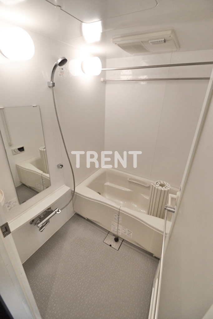 パークフラッツ市谷台町坂-205