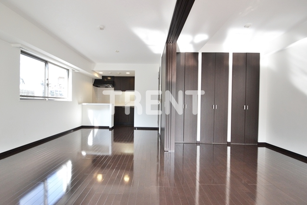 パークフラッツ市谷台町坂-205