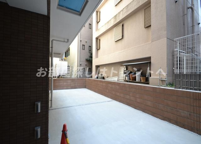 コスモグレイス新宿-601