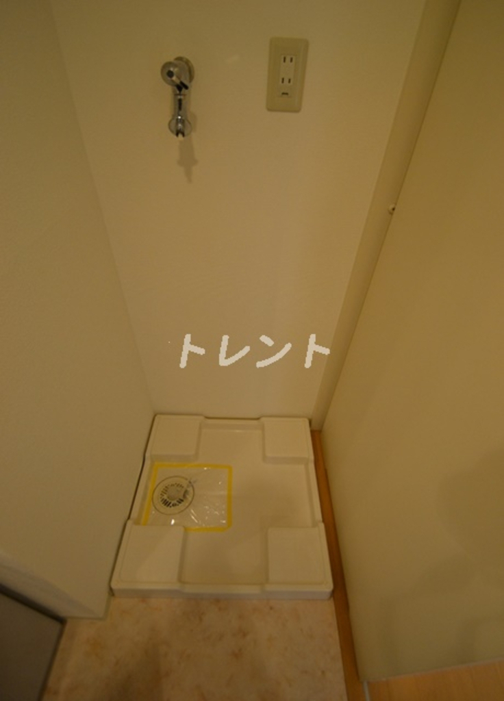 コンフォリア新宿御苑Ⅱ-302