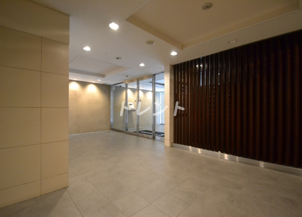コンフォリア新宿御苑Ⅱ-302