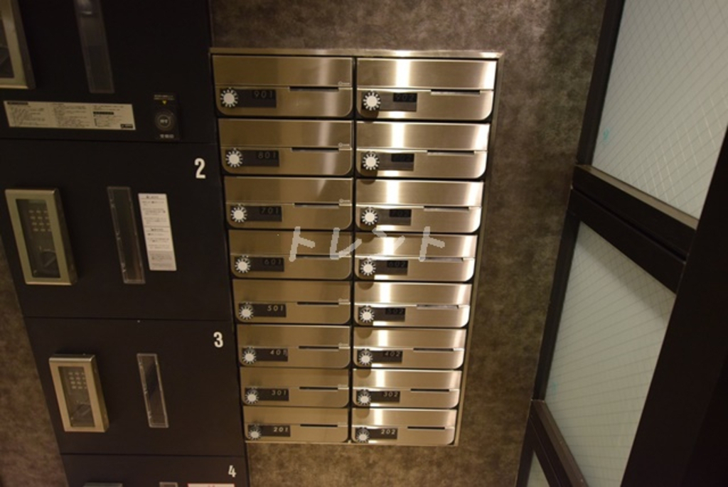 シルヴァーアウル-502