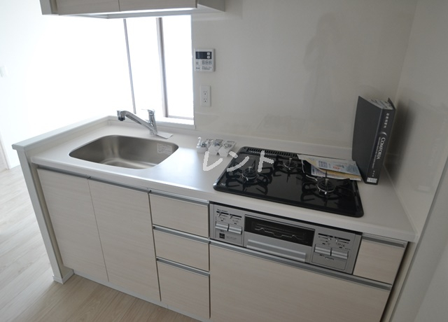 コンフォリア東新宿ステーションフロント-1103