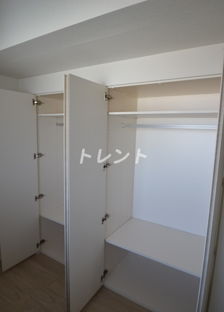 コンフォリア東新宿ステーションフロント-1103