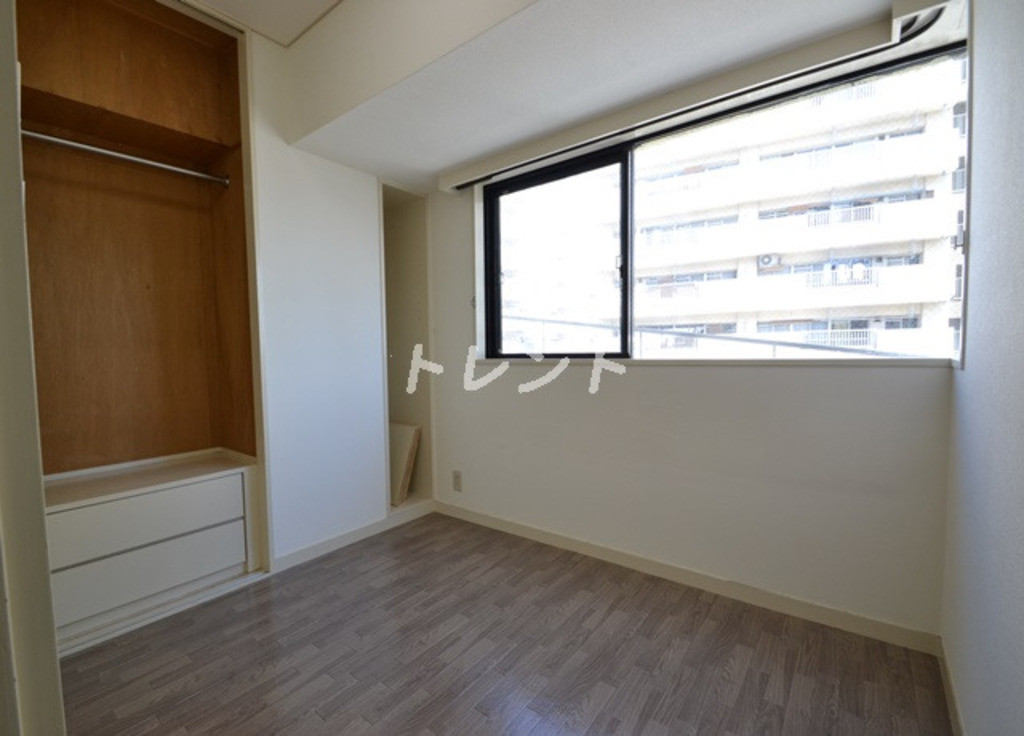 AKKレジデンス新宿-402