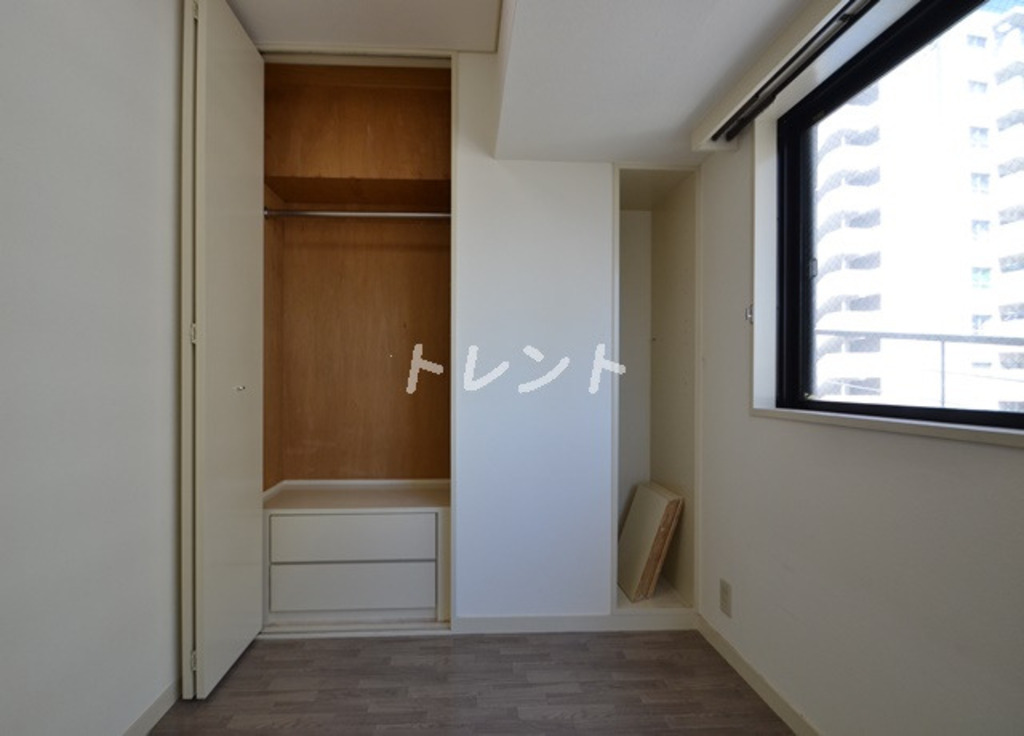 AKKレジデンス新宿-402