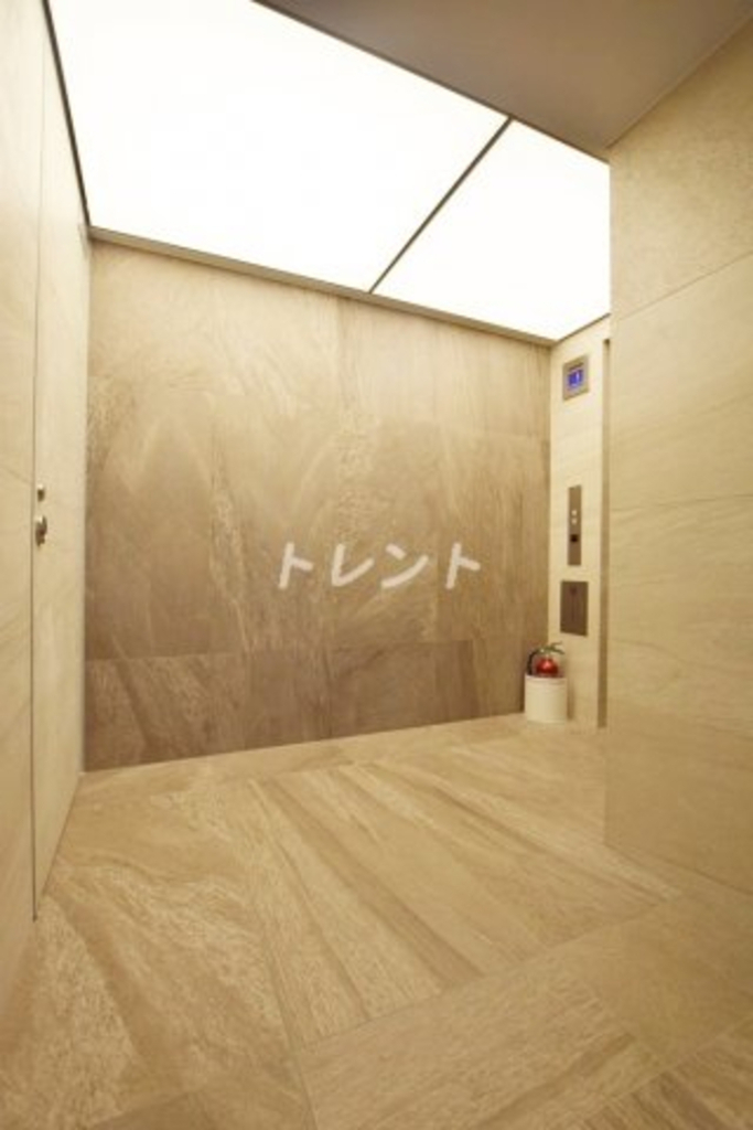 パークルール神田司町ロンド-303