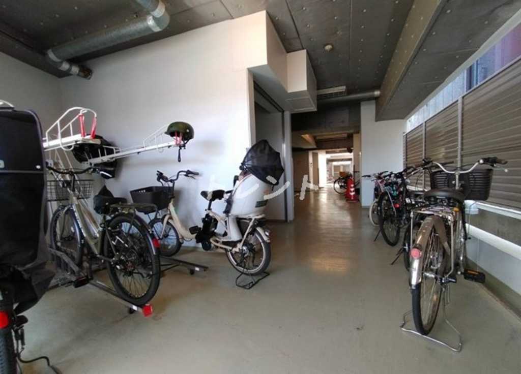 コスモリード新宿余丁町-103