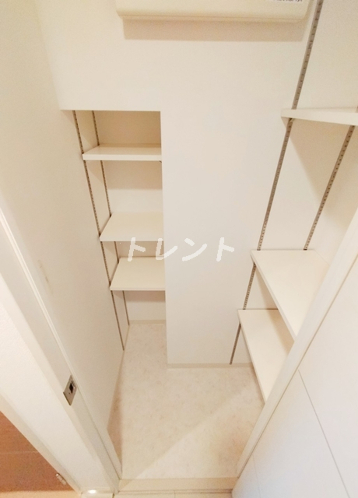 コスモリード新宿余丁町-103