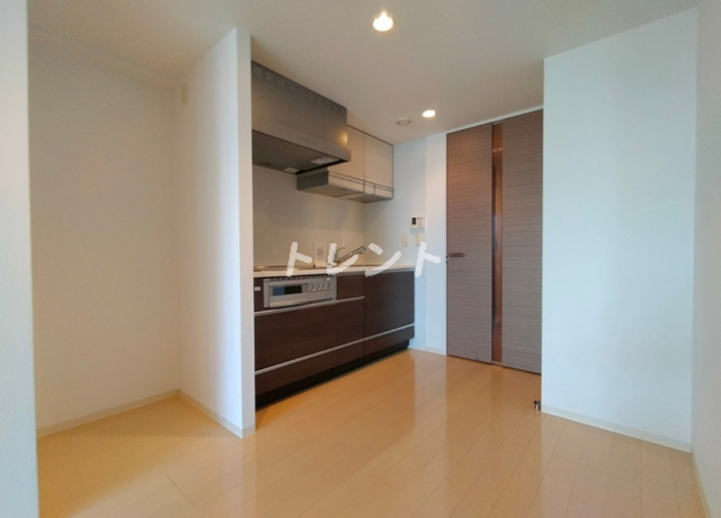 コスモリード新宿余丁町-103