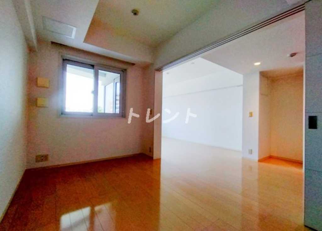 コスモリード新宿余丁町-103