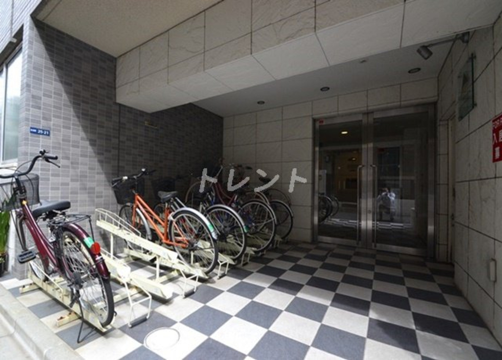 アデッソ新宿若松町-101