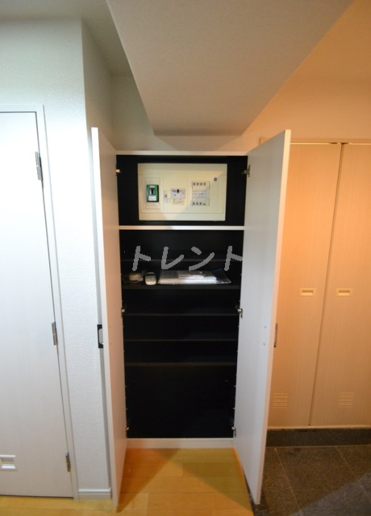 アデッソ新宿若松町-101