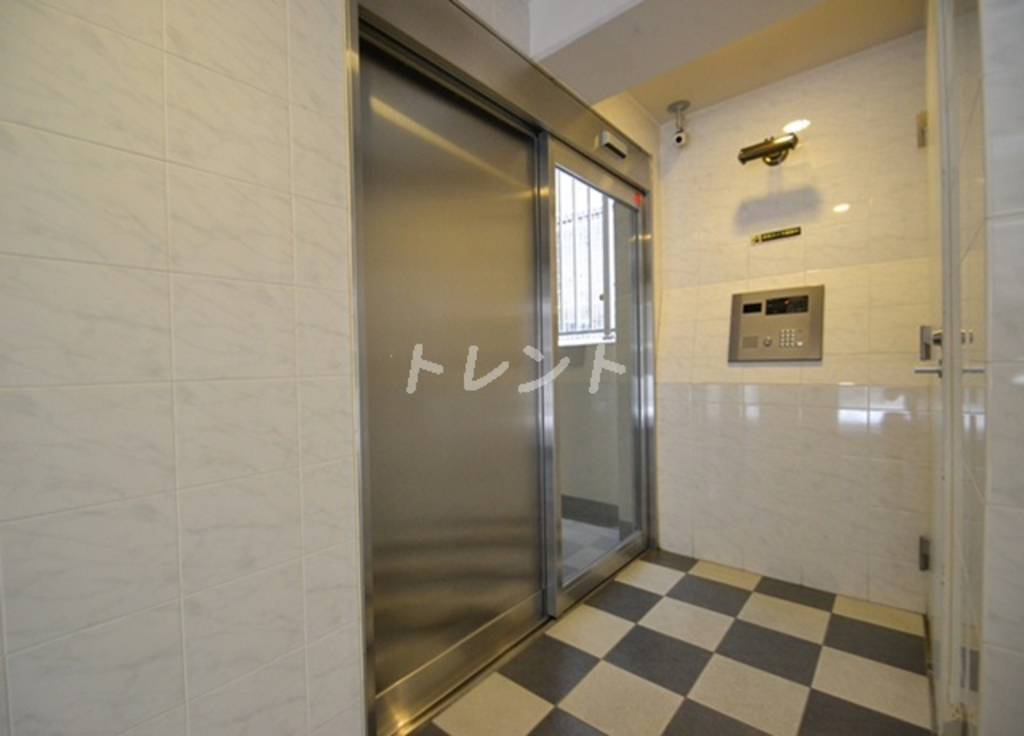 アデッソ新宿若松町-101